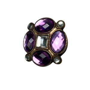 Vintage Faceted Crystal Glass Purple Brooch or  Pin  Clothing Accessories